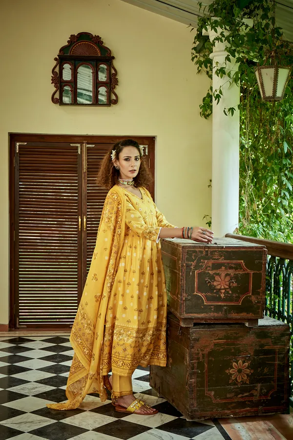 Yellow_Floral_Printed_A-Line_Kurta_and_Trousers_With_Dupatta