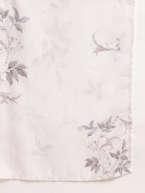 White_Floral_Printed_Regular_Sequinned_Linen_Kurta_with_Trousers_&_Dupatta