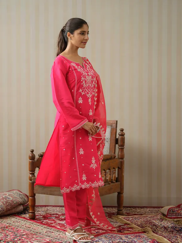 Pink_&_White_Woven_Design_Embroidered_Straight_Kurta_and_Trousers_With_Dupatta