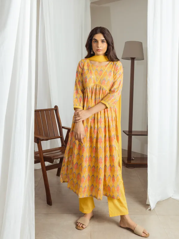 Yellow_&_Pink_Ethnic_Printed_Kurta_Trousers_With_Dupatta