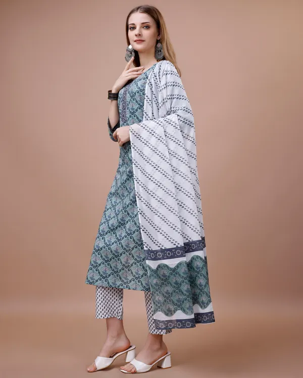 Green_Floral_Printed_Straight_Kurta_and_Trousers_With_Dupatta