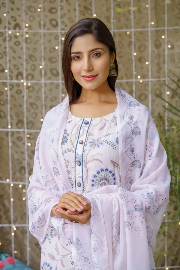 White_&_Purple_Floral_Printed_Straight_Kurta_With_Trousers_and_Dupatta