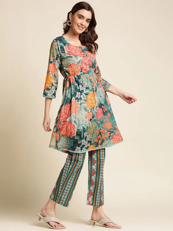 Women_Green_Regular_Printed_Floral_Tops_with_Trousers