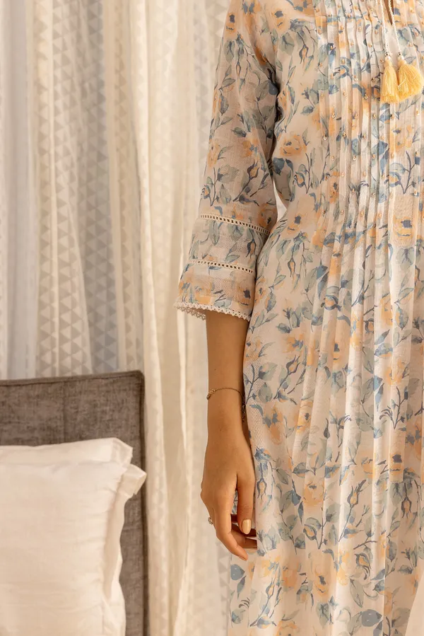 Women_Off_White_A-Line_Sequinned_Kurta_and_Trousers_With_Dupatta