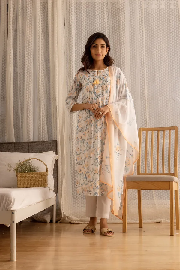 Women_Off_White_A-Line_Sequinned_Kurta_and_Trousers_With_Dupatta