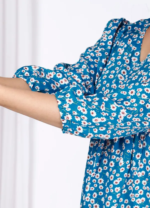 Sky_Blue_Cotton_Long_Fibres,_Extra_Softness_Kurti