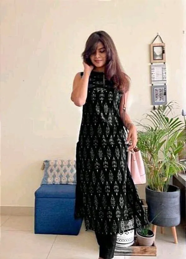 Black_Rayon_Long_Fibres,_Extra_Softness_Kurti