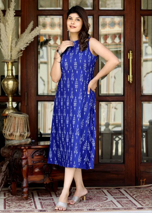 VEDRAJ_Aakarsha_Voguish_Kurtis
