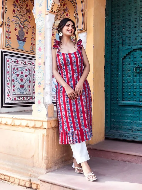 VEDRAJ_Aakarsha_Voguish_Kurtis