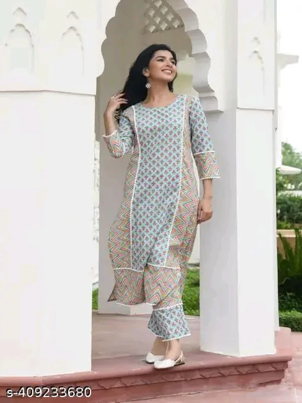 VEDRAJ_Aakarsha_Voguish_Kurtis