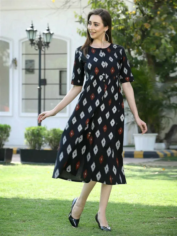 Black_Cotton_Long_Fibres,_Extra_Softness_Kurti