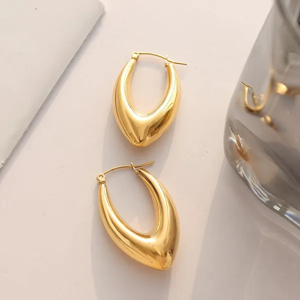 U_Shaped_Classic_Style_Roman_Style_Stainless_Steel_Titanium_Steel_18K_Gold_Plated_Earrings_For_Women_&_Grils_(ER209)