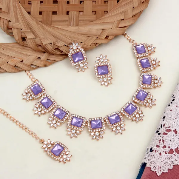 Gold_Plated_Crystal_Diamond_Necklace_with_Earrings_and_Maang_Tikka_for_Women_-_Jewellery_Set_for_Party,_Wedding,_Engagement