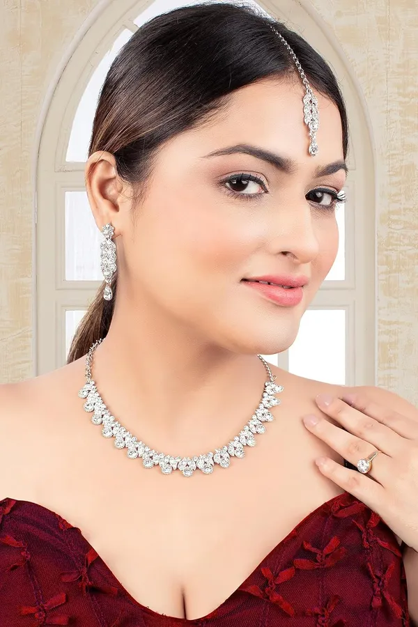 Silver_Plated_AD_Crystal_Austrian_Diamond_Necklace_Jewellery_Set_with_Earrings_&_Maang_Tikka