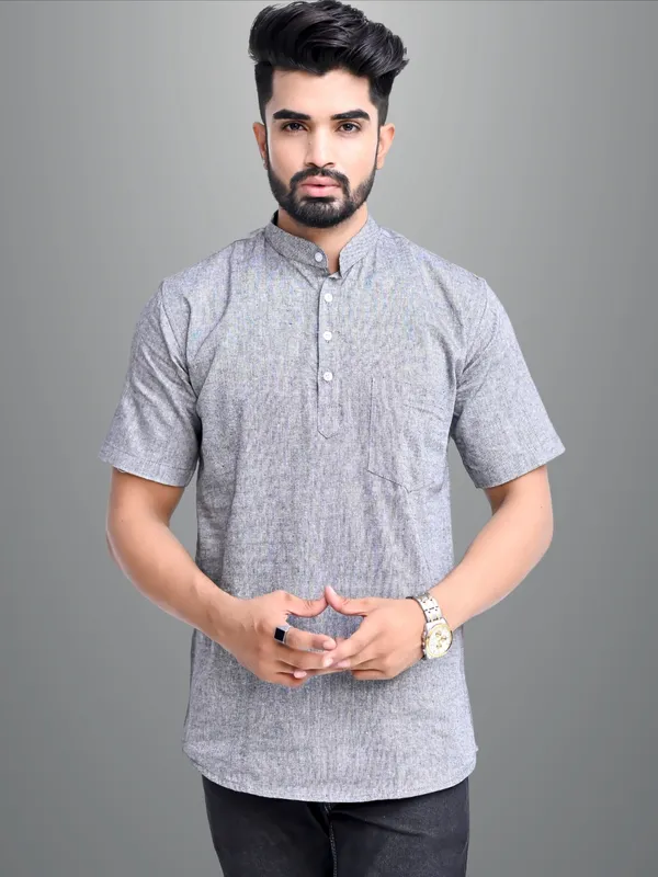 https://cdn-image.blitzshopdeck.in/ShopdeckCatalogue/tr:f-webp,w-600,fo-auto/6598f943e383bd2bdcd14535/media/QUA-GREY-HANDLOOM-COTTON-MENS-KURTA_1705569298987_i8rfrq8yy13qgal.jpg__Men's Exclusive