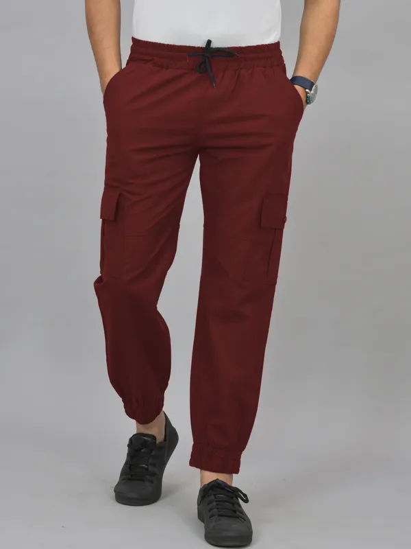 https://cdn-image.blitzshopdeck.in/ShopdeckCatalogue/tr:f-webp,w-600,fo-auto/6598f943e383bd2bdcd14535/media/QUA-WINE-MENS-CARGO-PANTS_1704801520047_ddao98lxbkm8cqj.jpg__Men's Exclusive