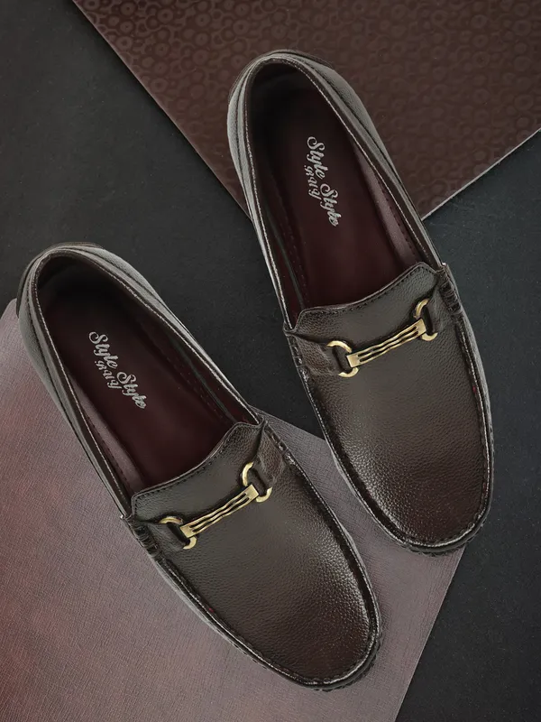 Brown_Synthetic_Leather_Loafers_for_Men