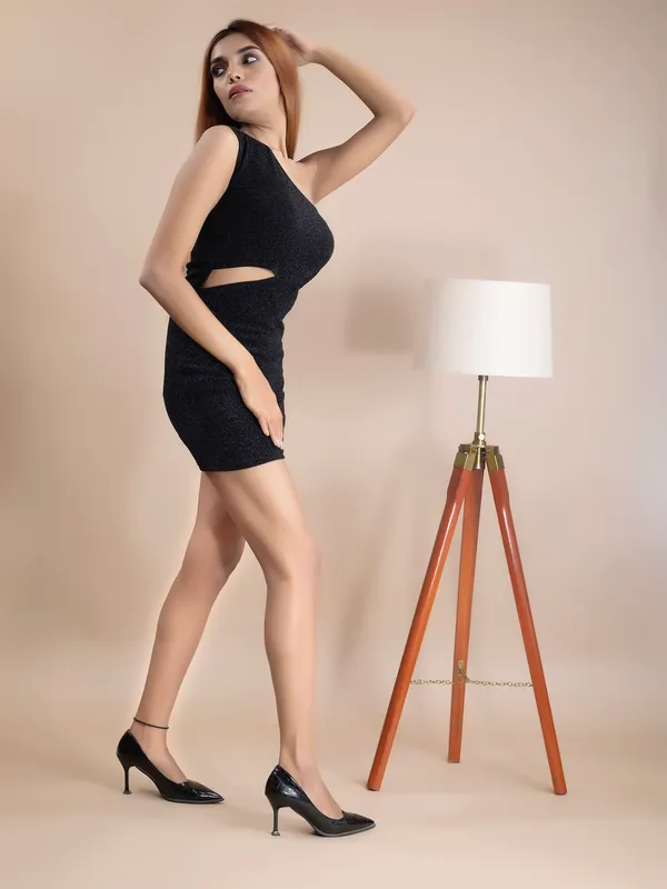 Black_Side_Cut_Metallic_Bodycon_Dress_For_Women