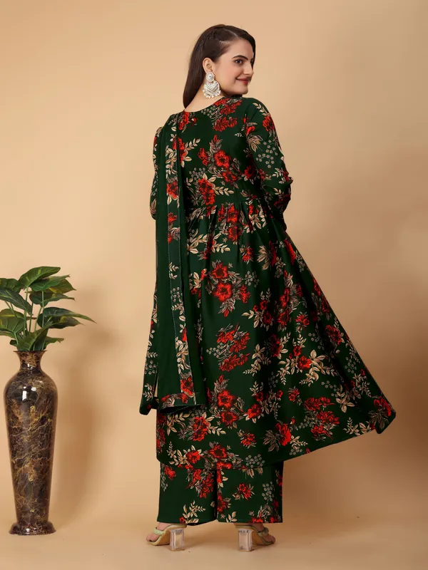 Green_Georgette_Floral_Print_Gown_With_Dupatta_And_Bottom_Wear