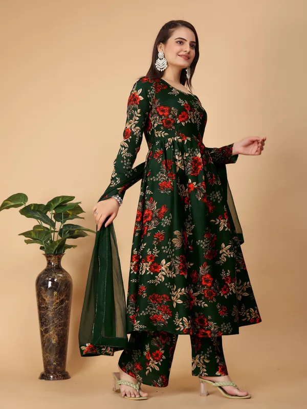 Green_Georgette_Floral_Print_Gown_With_Dupatta_And_Bottom_Wear