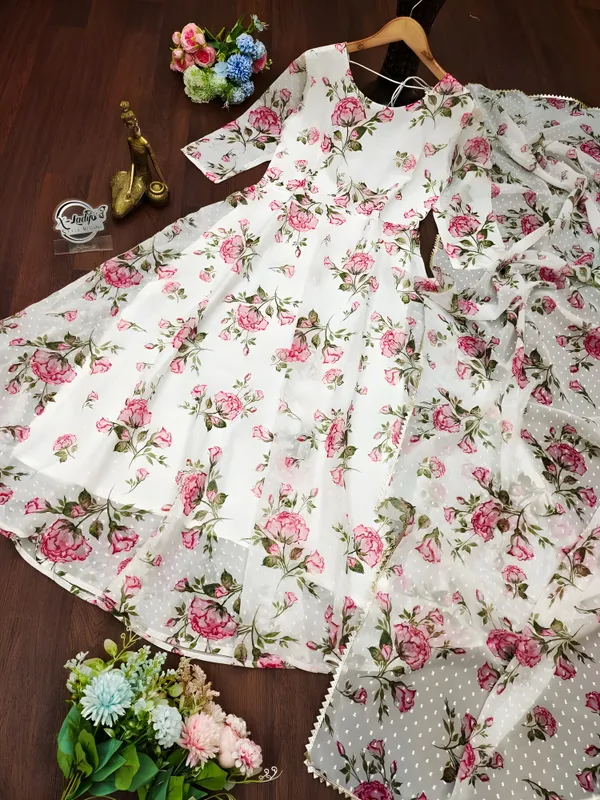 White_Printed_Gown_With_Dupatta_Set