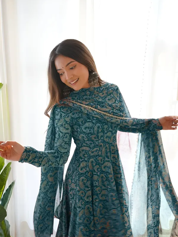 Blue_Elegant_Georgette_Printed_Kurti_With_Attached_Dupatta