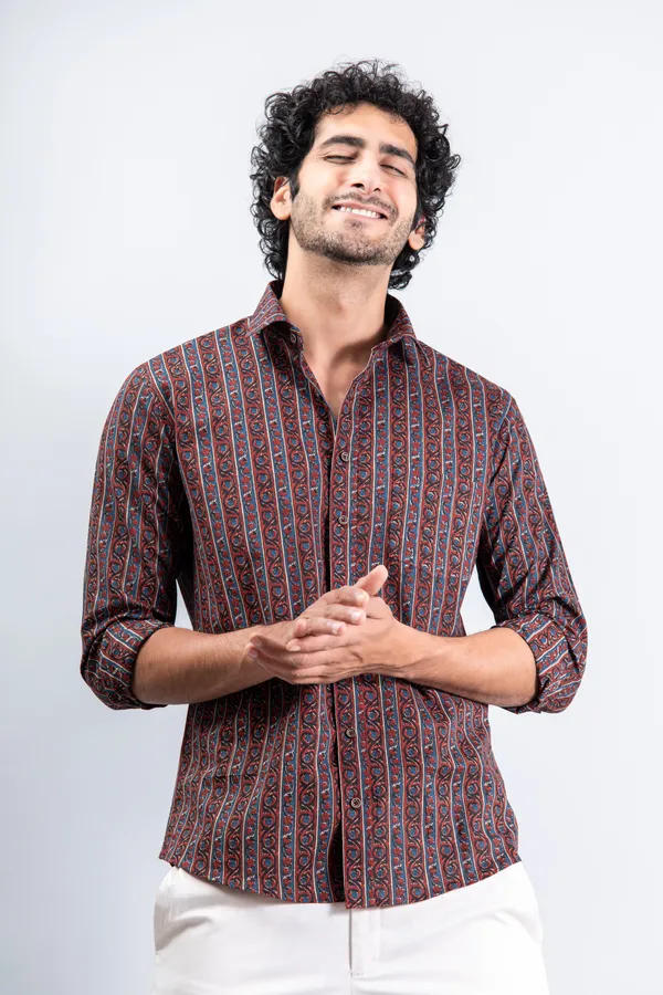 Ajrakh_Geometric_Print_Regular_Fit_Full_Sleeves_Soft_Cotton_Shirt_With_Spread_Collar_Breathable_&_Comfortable