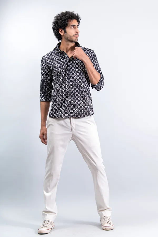 Black_&_White_Cotton_Full_Sleeve_Shirt_Relax_Fit_Floral_Print_Lightweight_&_Fashionable_Shirt