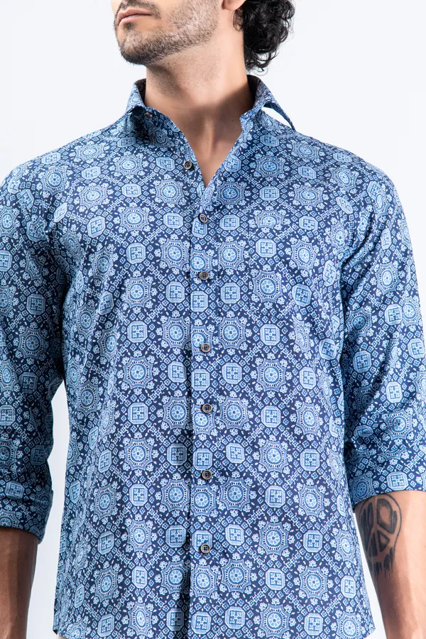 Blue_Geometric_Print_Regular_Fit_Full_Sleeves_Soft_Cotton_Shirt_With_Spread_Collar_Breathable_&_Comfortable