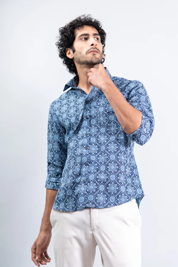 Blue_Geometric_Print_Regular_Fit_Full_Sleeves_Soft_Cotton_Shirt_With_Spread_Collar_Breathable_&_Comfortable