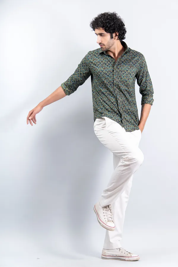 Bottle_Green_Fashionable_Print_Regular_Fit_Soft_and_Comfortable_Cotton_Shirt