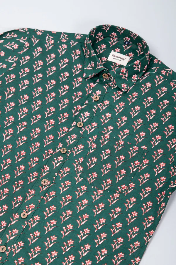 Dark_Green_Floral_Print_Full_Sleeves_Casual_Shirt_Soft_Comfortable_With_Spread_Collar