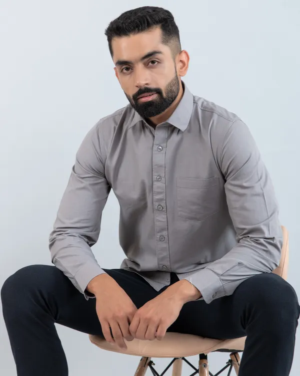 Modern_Classic_Grey_Pure_Cotton_Casual_Shirt_with_Curved_Hemline_and_Spread_Collar