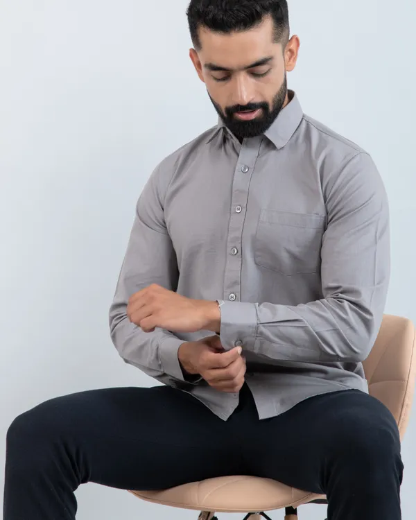 Modern_Classic_Grey_Pure_Cotton_Casual_Shirt_with_Curved_Hemline_and_Spread_Collar