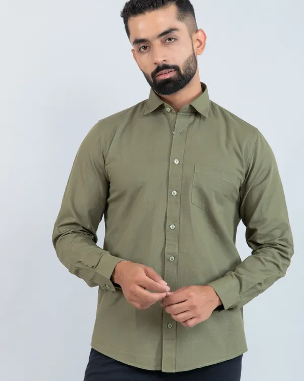 Pure_Cotton_Men's_Military_Green_Casual_Shirt_Regular_Fit_with_Spread_Collar
