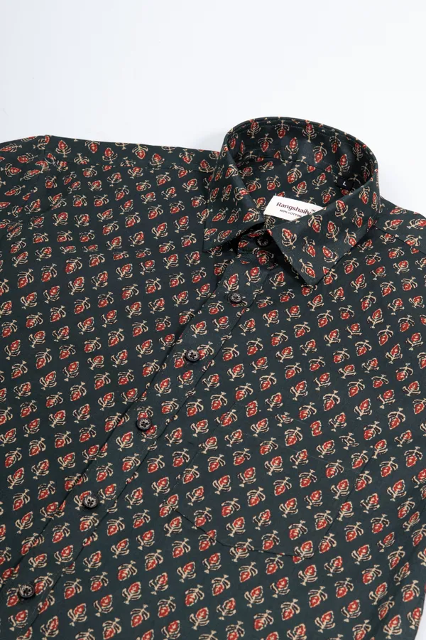 Multicolor_Cotton_Regular_Fit_Small_Floral_Print_Fullsleeves_Shirt_With_Spread_Collar
