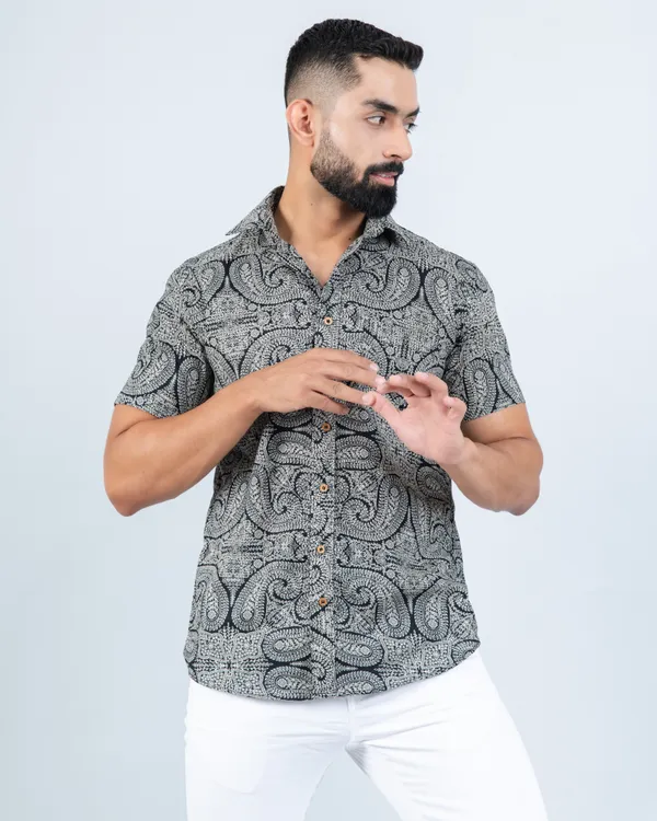 All-Over_Paisley_Black_Casual_Cotton_Shirt_for_Men's_Regular_Fit