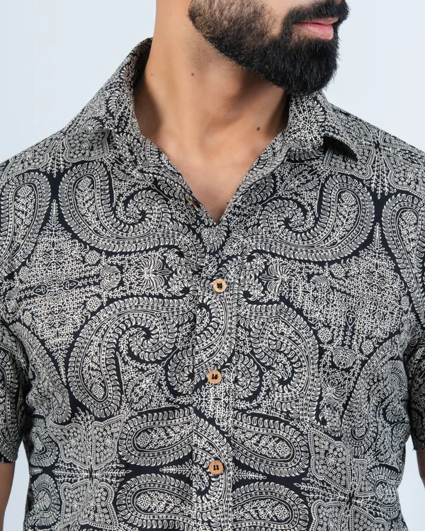 All-Over_Paisley_Black_Casual_Cotton_Shirt_for_Men's_Regular_Fit