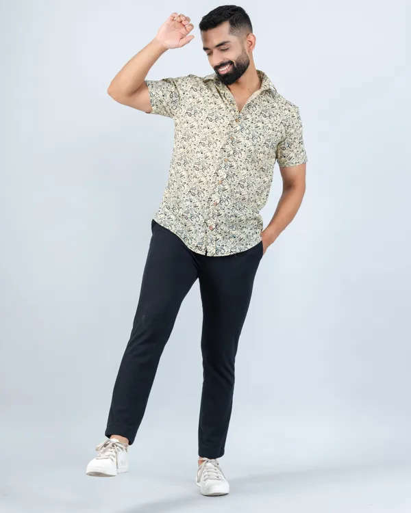 Cream_Paisley_Print_Half_Sleeve_Soft_Cotton_Summer_Shirt_with_Spread_Collar