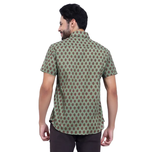 Green_Half_Sleeve_Cotton_Shirt_Relaxed_Fit_Floral_Print_With_Stylish_Spread_Collar_Summer_Shirt