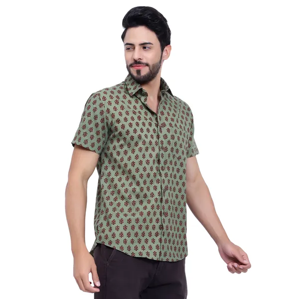 Green_Half_Sleeve_Cotton_Shirt_Relaxed_Fit_Floral_Print_With_Stylish_Spread_Collar_Summer_Shirt