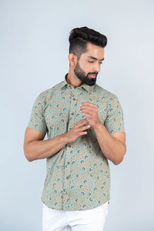 Khadi_Floral_Print_Half_Sleeves_Premium_Cotton_Regular_Fit_Shirt_With_Spread_Collar