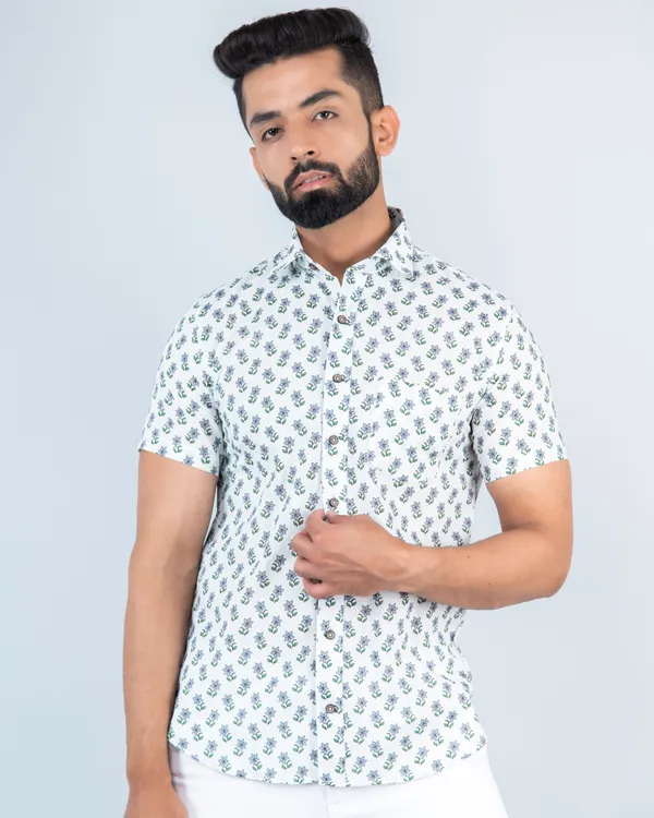 Lavender_Floral_Print_Half_Sleeves_Premium_Cotton_Regular_Fit_Shirt_With_Spread_Collar