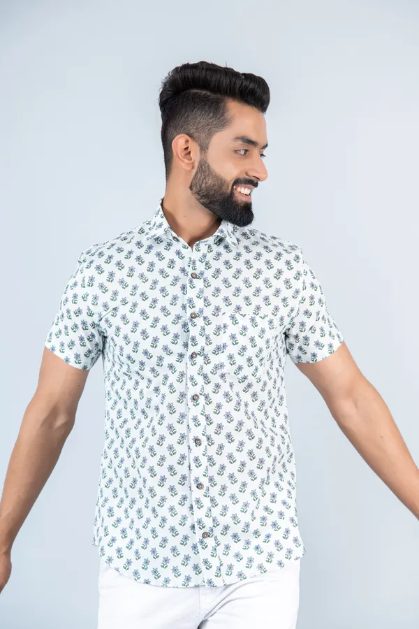 Lavender_Floral_Print_Half_Sleeves_Premium_Cotton_Regular_Fit_Shirt_With_Spread_Collar