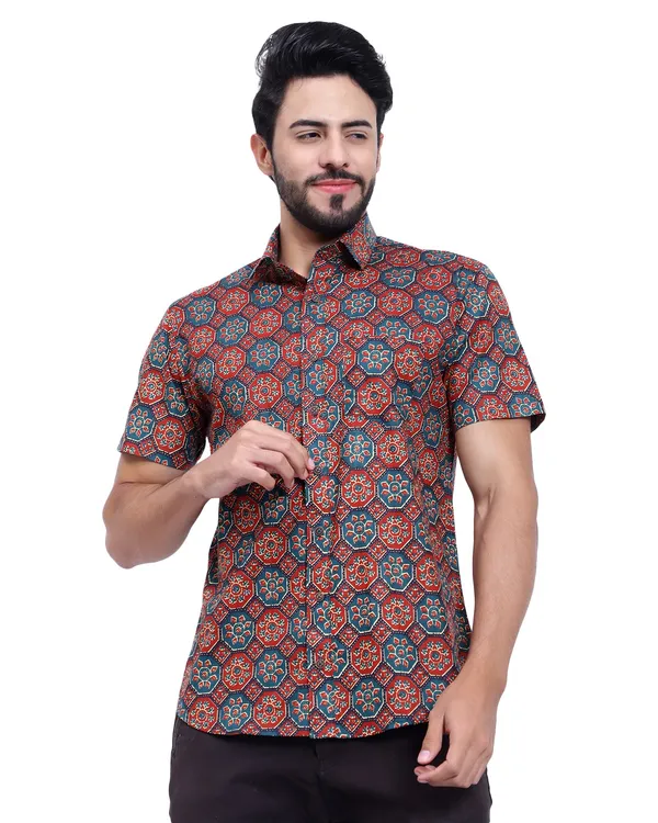 Maroon_Half_Sleeve_Cotton_Shirt_Relaxed_Fit_Geometric_Print_With_Stylish_Spread_Collar