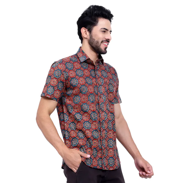 Maroon_Half_Sleeve_Cotton_Shirt_Relaxed_Fit_Geometric_Print_With_Stylish_Spread_Collar