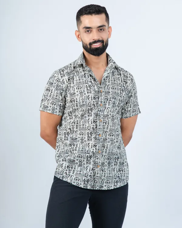 Abstract_Print_Off_White_Cotton_Shirt_in_Smart_Fit_and_Curved_Hemline