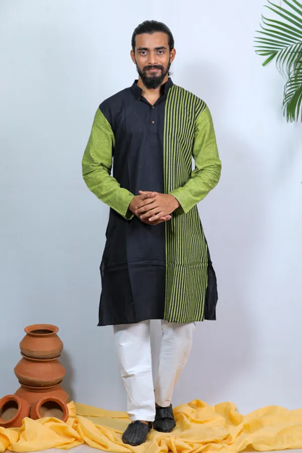 Black_Striped_Full_Sleeve_1Pic_Women'S_Saree_And_1Pic_Men'S_Kurta_For_Couple