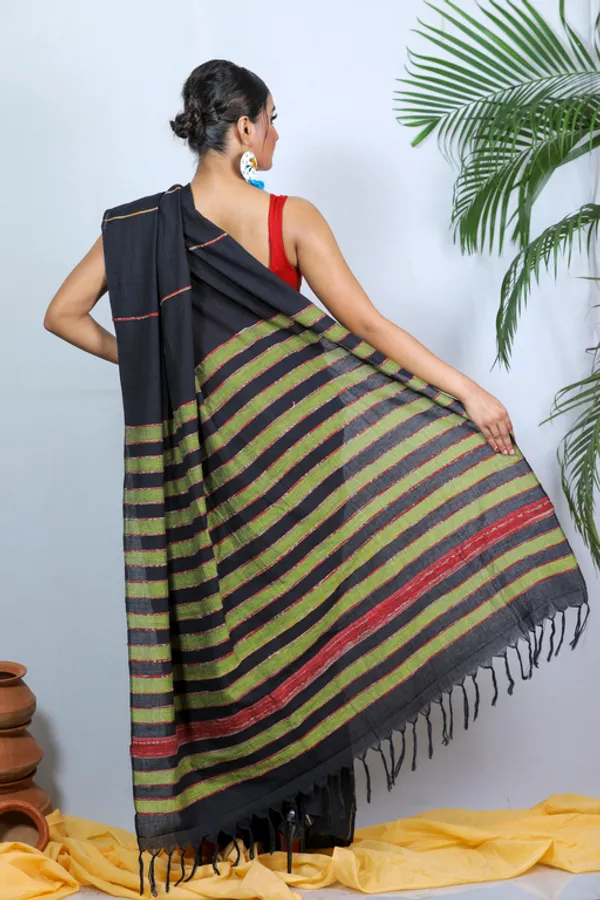 Black_Striped_Full_Sleeve_1Pic_Women'S_Saree_And_1Pic_Men'S_Kurta_For_Couple