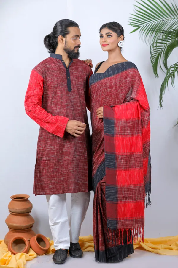 Maroon_Printed_Full_Sleeve_1Pic_Women'S_Saree_And_1Pic_Men'S_Kurta_For_Couple